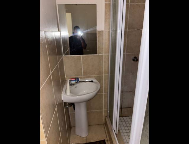 2 BEDROOM APARTMENT FOR SALE IN KARENPARK